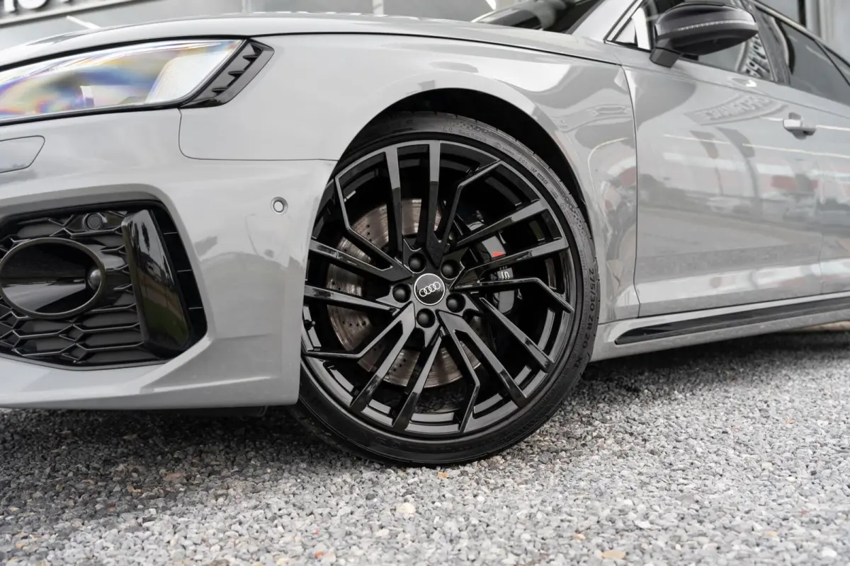 2.9 TFSI RS 4 quattro competition plus