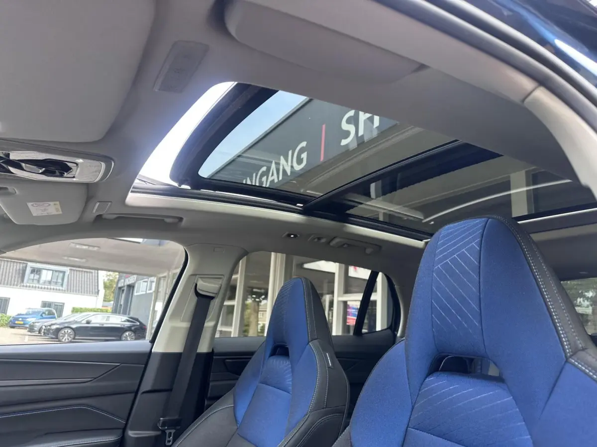 1.5 PHEV Led, 360 Camera, Climat, LM..