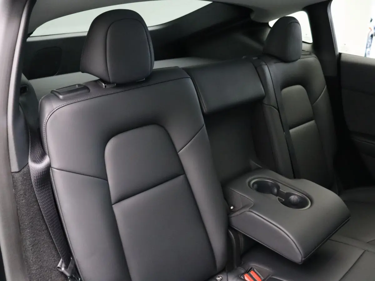 Performance AWD 75 kWh | Trekhaak | Full Self-Driving | 1600kg Trekgewicht | Panoramadak |