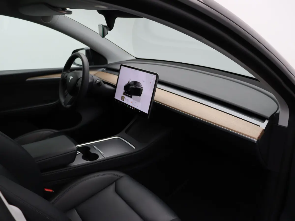 Performance AWD 75 kWh | Trekhaak | Full Self-Driving | 1600kg Trekgewicht | Panoramadak |
