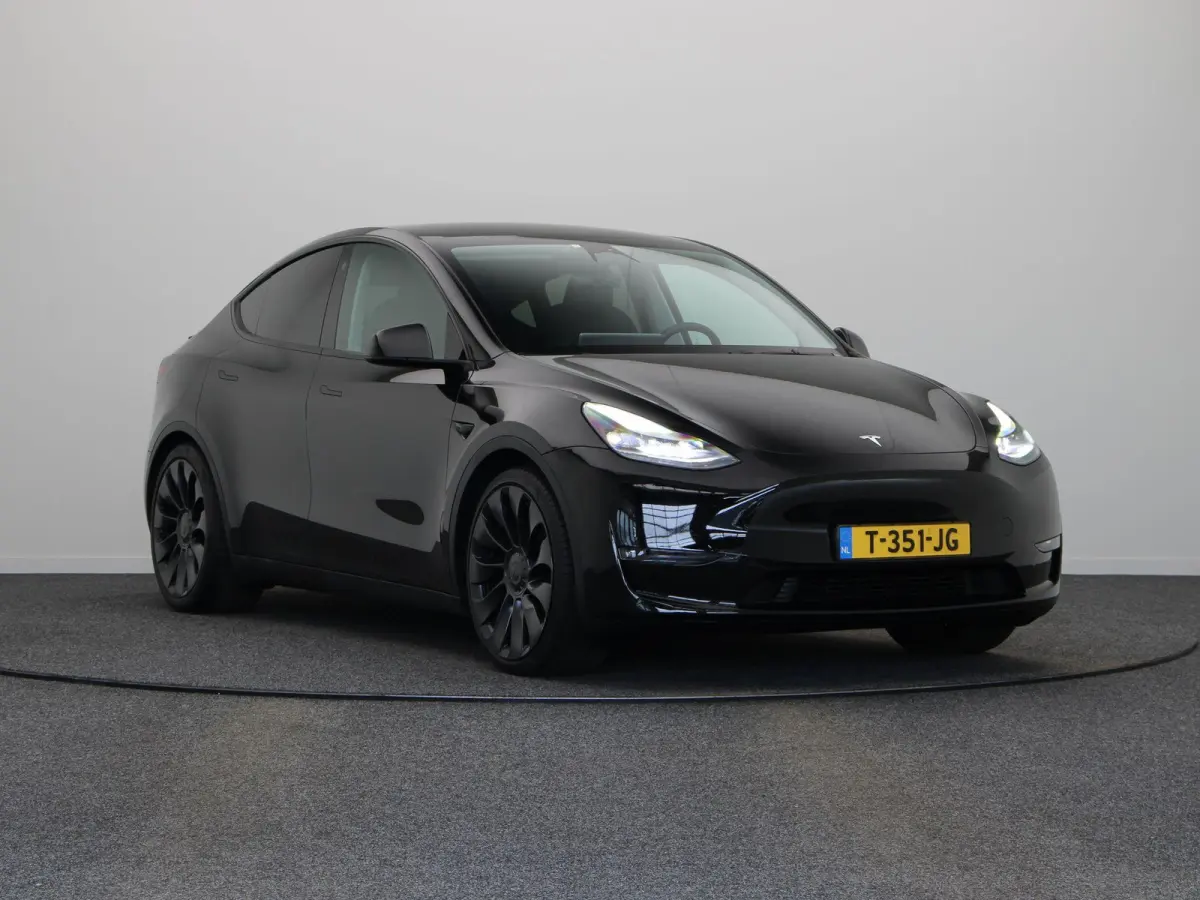 Performance AWD 75 kWh | Trekhaak | Full Self-Driving | 1600kg Trekgewicht | Panoramadak |