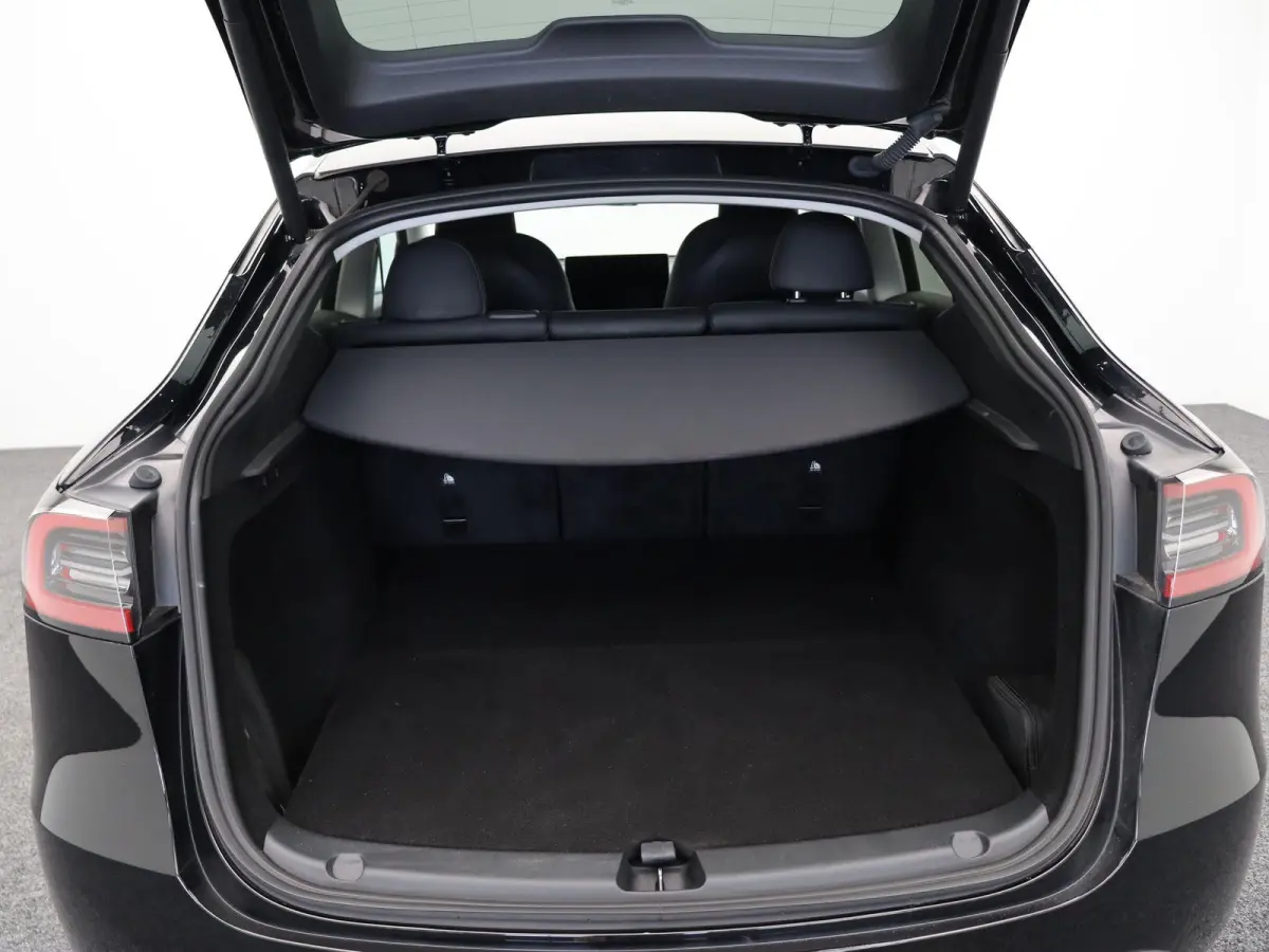 Performance AWD 75 kWh | Trekhaak | Full Self-Driving | 1600kg Trekgewicht | Panoramadak |
