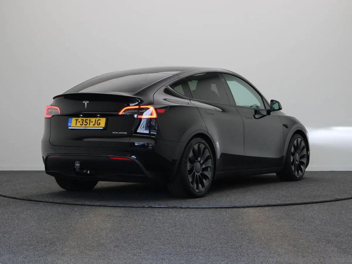 Performance AWD 75 kWh | Trekhaak | Full Self-Driving | 1600kg Trekgewicht | Panoramadak |
