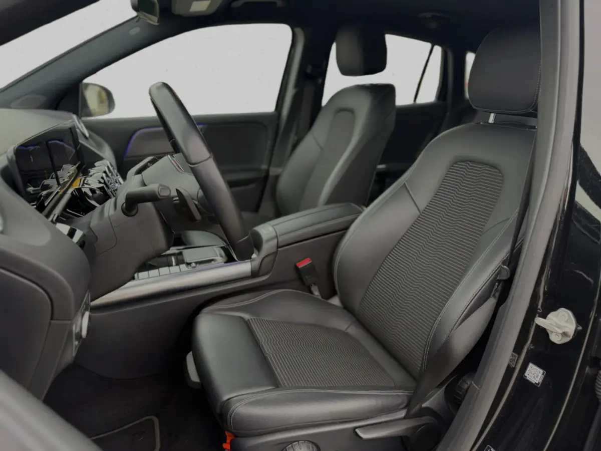 250 67 kWh 97% SoH (NL-auto, 1e Eig, Dealer OndH, Carplay, SfeerV, Camera, Navi, Cruise Con, Etc)