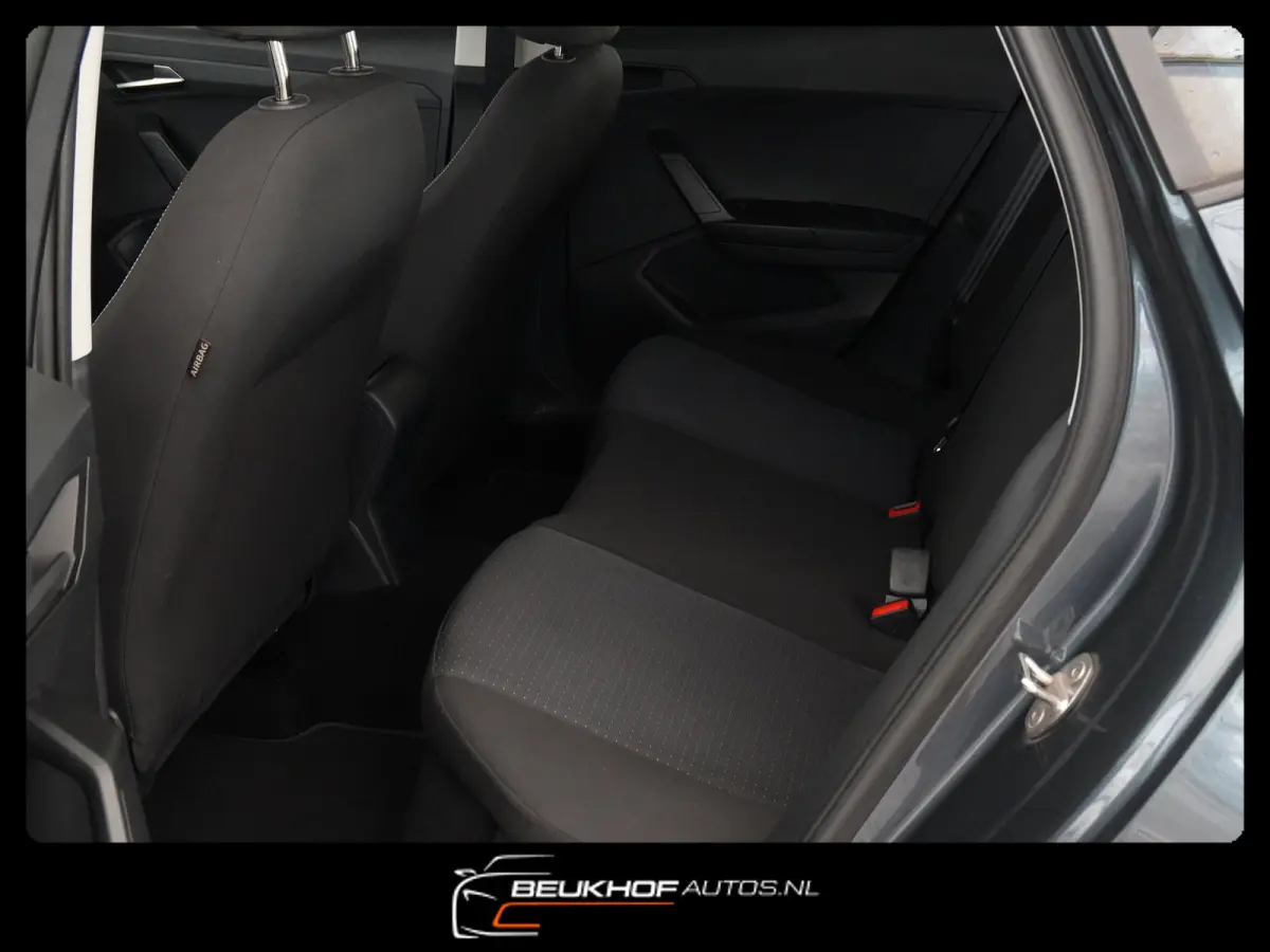 1.0 EcoTSI Airco Virtual dash Carplay parkeersensor