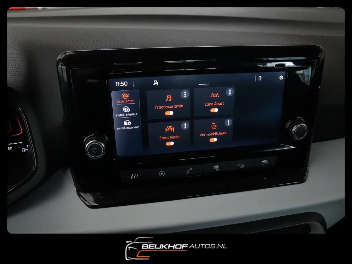1.0 EcoTSI Airco Virtual dash Carplay parkeersensor