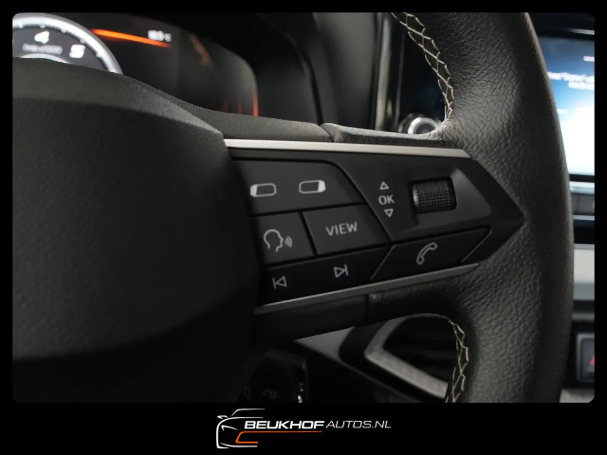 1.0 EcoTSI Airco Virtual dash Carplay parkeersensor