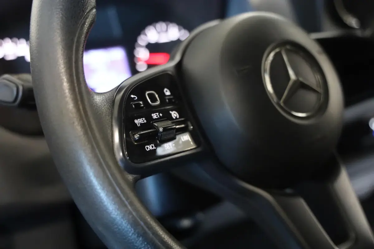 314 CDI L2/H2 GRIJS CRUISE CONTROL CAMERA AIRCO TOPSTAAT 10/2019 3 ZITS Lease v/a €188 p.m. INRUIL MOGELIJK