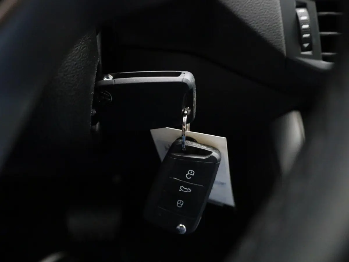 1.0 TSI Life | 110 PK | Automaat | Adaptieve Cruise Control | Apple Carplay / Android Auto |