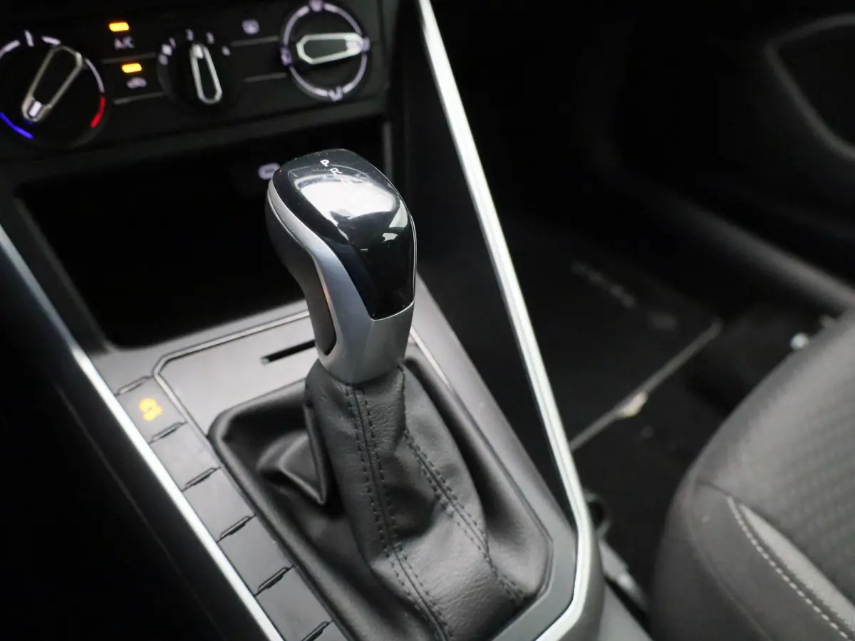 1.0 TSI Life | 110 PK | Automaat | Adaptieve Cruise Control | Apple Carplay / Android Auto |