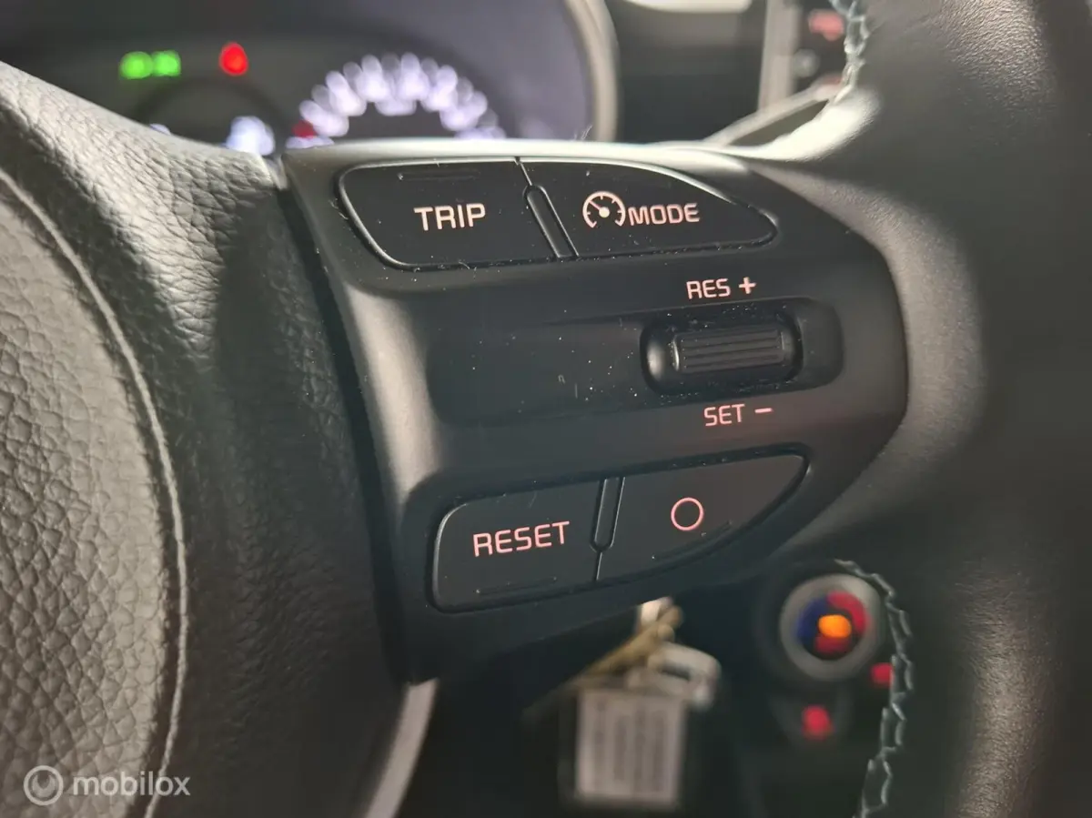 1.0 CVVT Colour Edition | CARPLAY - RIJKLAARPRIJS
