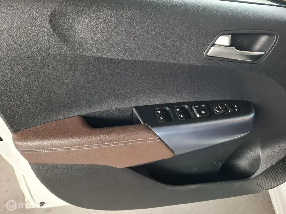 1.0 CVVT Colour Edition | CARPLAY - RIJKLAARPRIJS