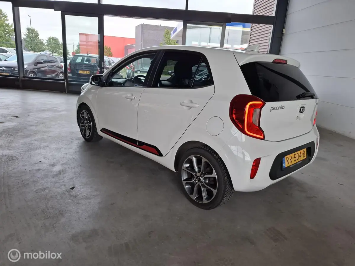 1.0 CVVT Colour Edition | CARPLAY - RIJKLAARPRIJS