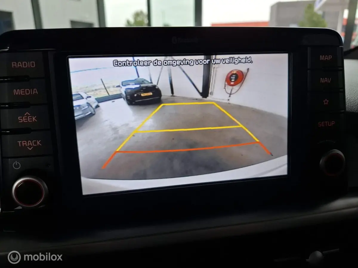 1.0 CVVT Colour Edition | CARPLAY - RIJKLAARPRIJS