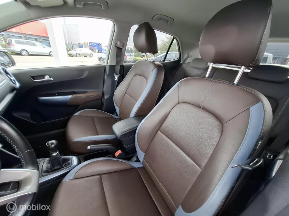 1.0 CVVT Colour Edition | CARPLAY - RIJKLAARPRIJS