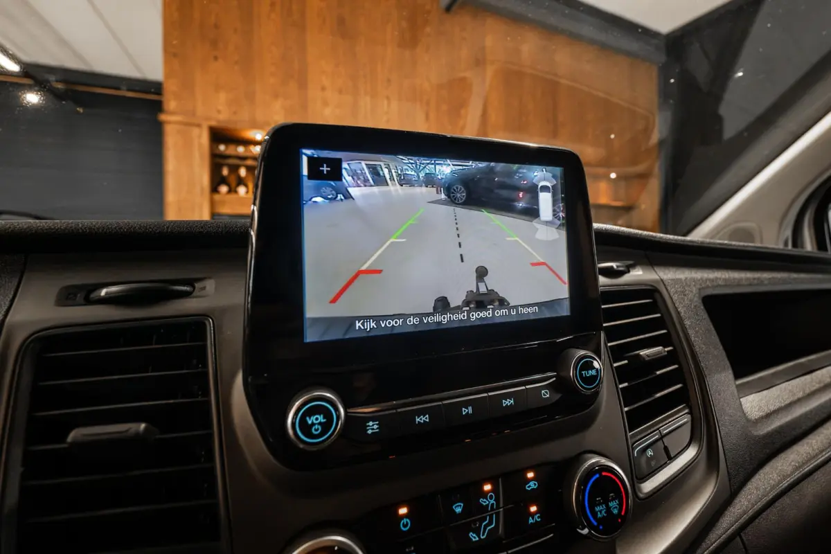 300 2.0 TDCI L2H1 Trend Camera | Trekhaak