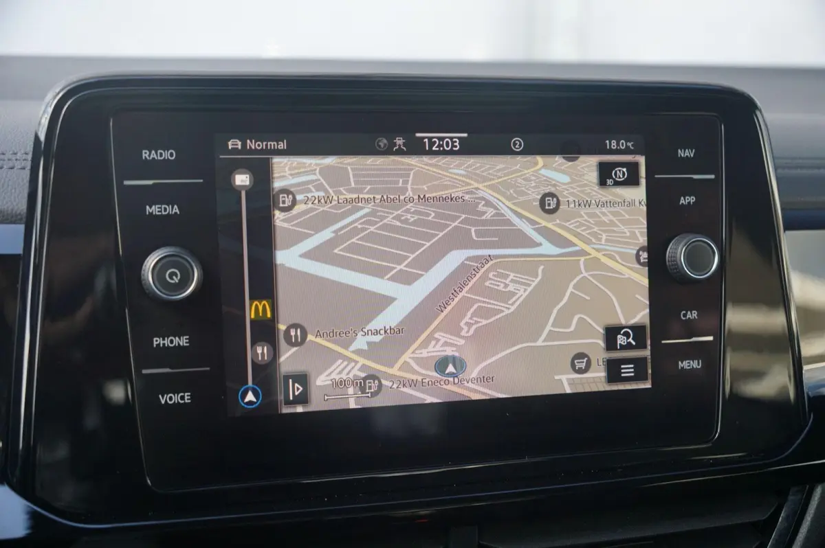 1.5 TSI 150pk DSG R-Line Business | Panoramadak | Trekhaak Afneembaar | IQ-light | Keyless