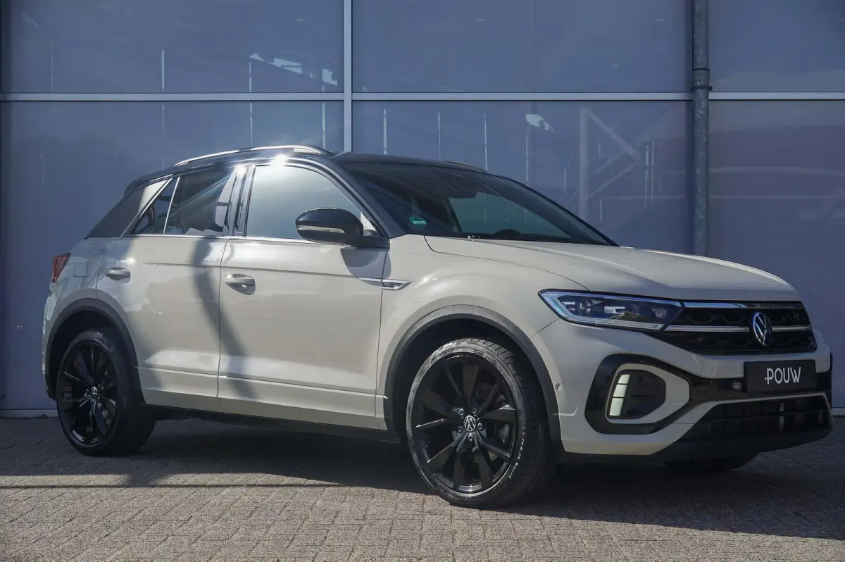 1.5 TSI 150pk DSG R-Line Business | Panoramadak | Trekhaak Afneembaar | IQ-light | Keyless