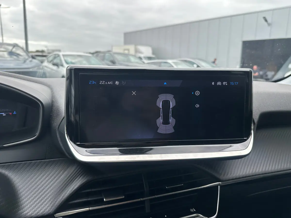 Hybrid 100 e-DCS6 Allure LED | 16" Lichtmetaal | Parkeersensoren Rondom | Carplay | Climate Control | Getinte ruiten. | Achterspoiler | Apple Carplay/Android Auto|telefoonintegratie premium 