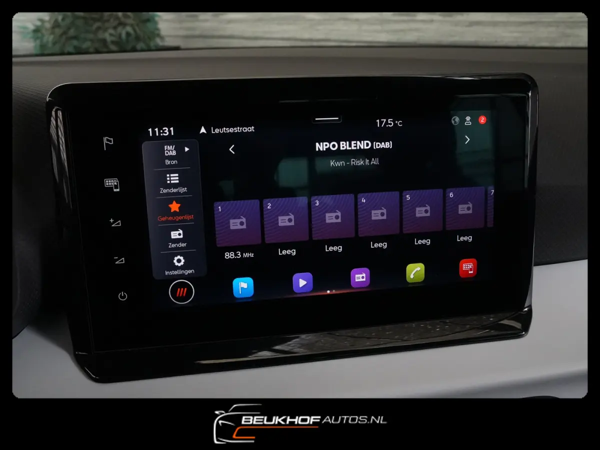 1.0 EcoTSI 95Pk Business Intense Carplay Virtual