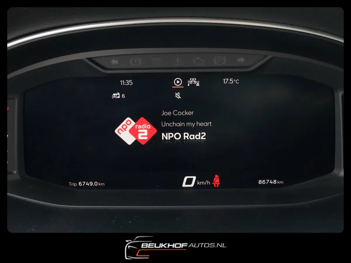 1.0 EcoTSI 95Pk Business Intense Carplay Virtual