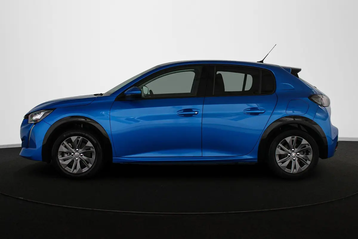 EV Allure Pack 50 kWh Camera Navi Apple CarPlay