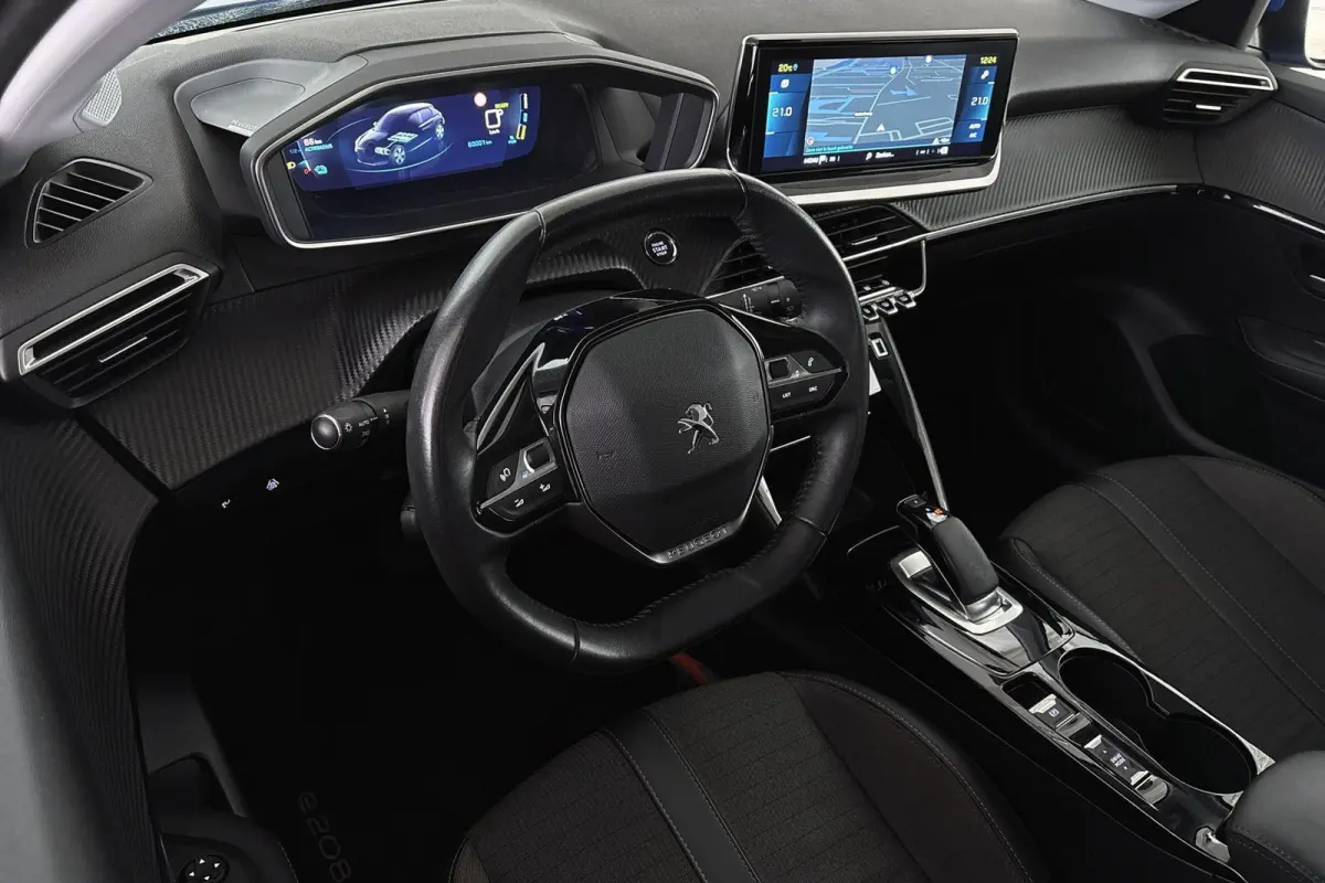 EV Allure Pack 50 kWh Camera Navi Apple CarPlay