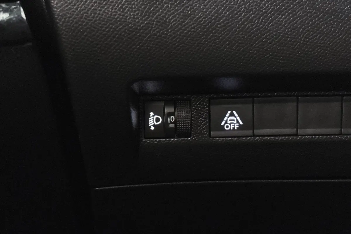 EV Allure Pack 50 kWh Camera Navi Apple CarPlay