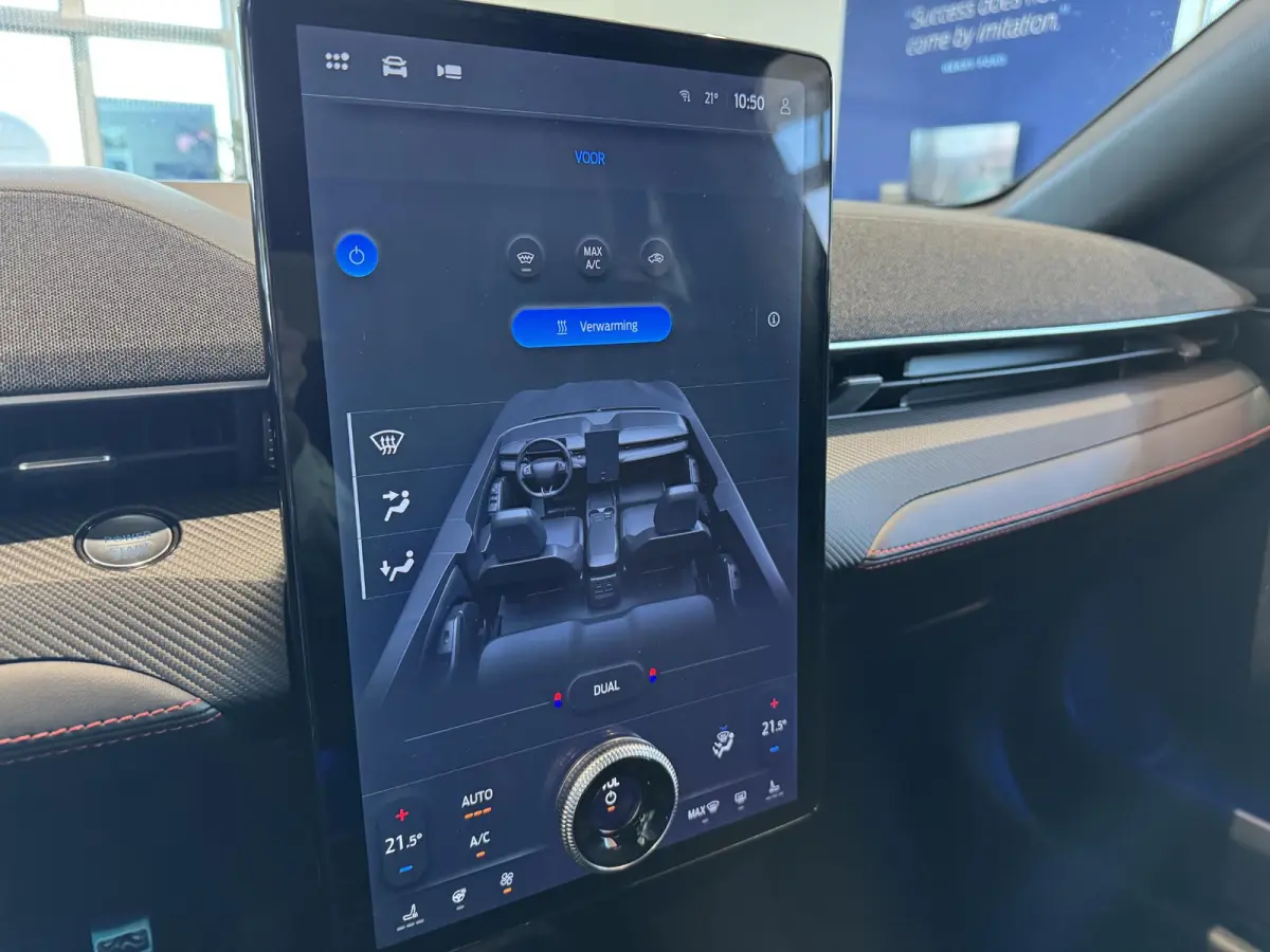Extended Premium RWD 88 kWh | Direct leverbaar | €6856,- Ford voordeel | Camera + PDC | Adaptief Cruise Control | Clima | Stoelverwarming |