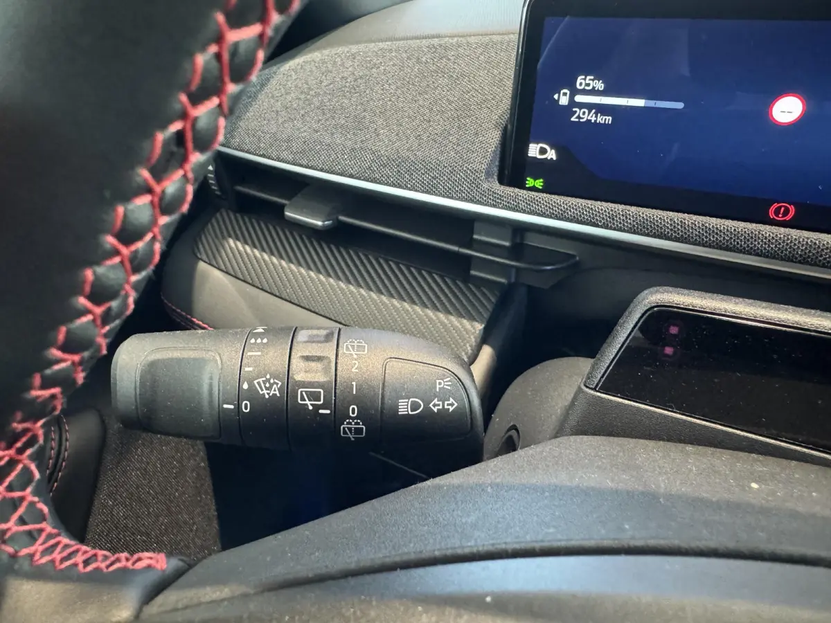 Extended Premium RWD 88 kWh | Direct leverbaar | €6856,- Ford voordeel | Camera + PDC | Adaptief Cruise Control | Clima | Stoelverwarming |