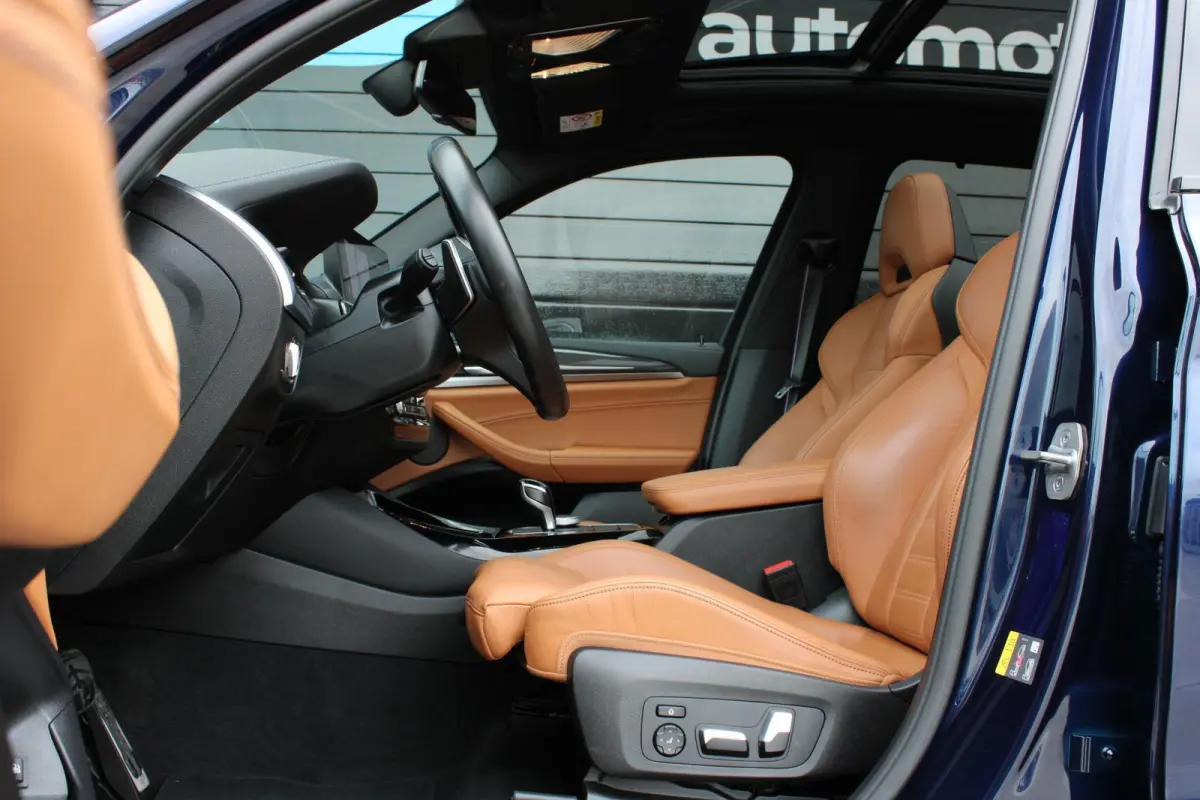 xDrive30e M sport | Pano | HUD | M seats | Harman/Kardon