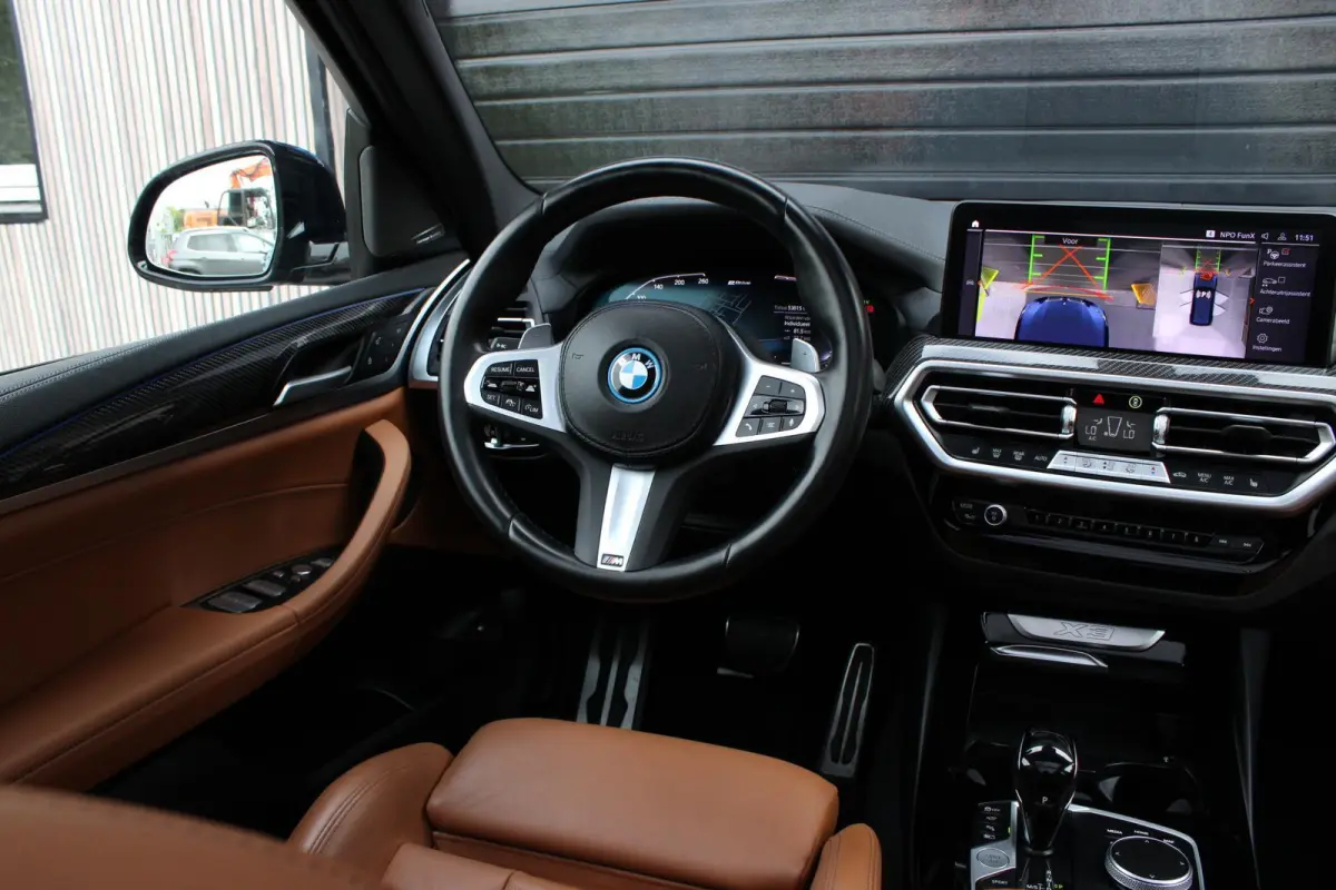 xDrive30e M sport | Pano | HUD | M seats | Harman/Kardon