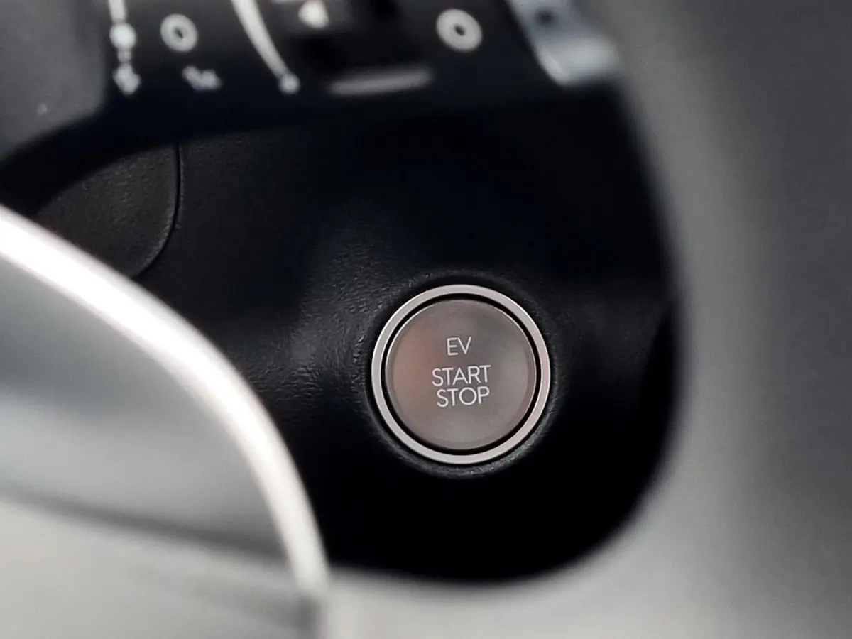 E-Motion 49 kWh / Navigatie / Airco / Cruise control Adaptief / Apple Carplay/Android Auto /