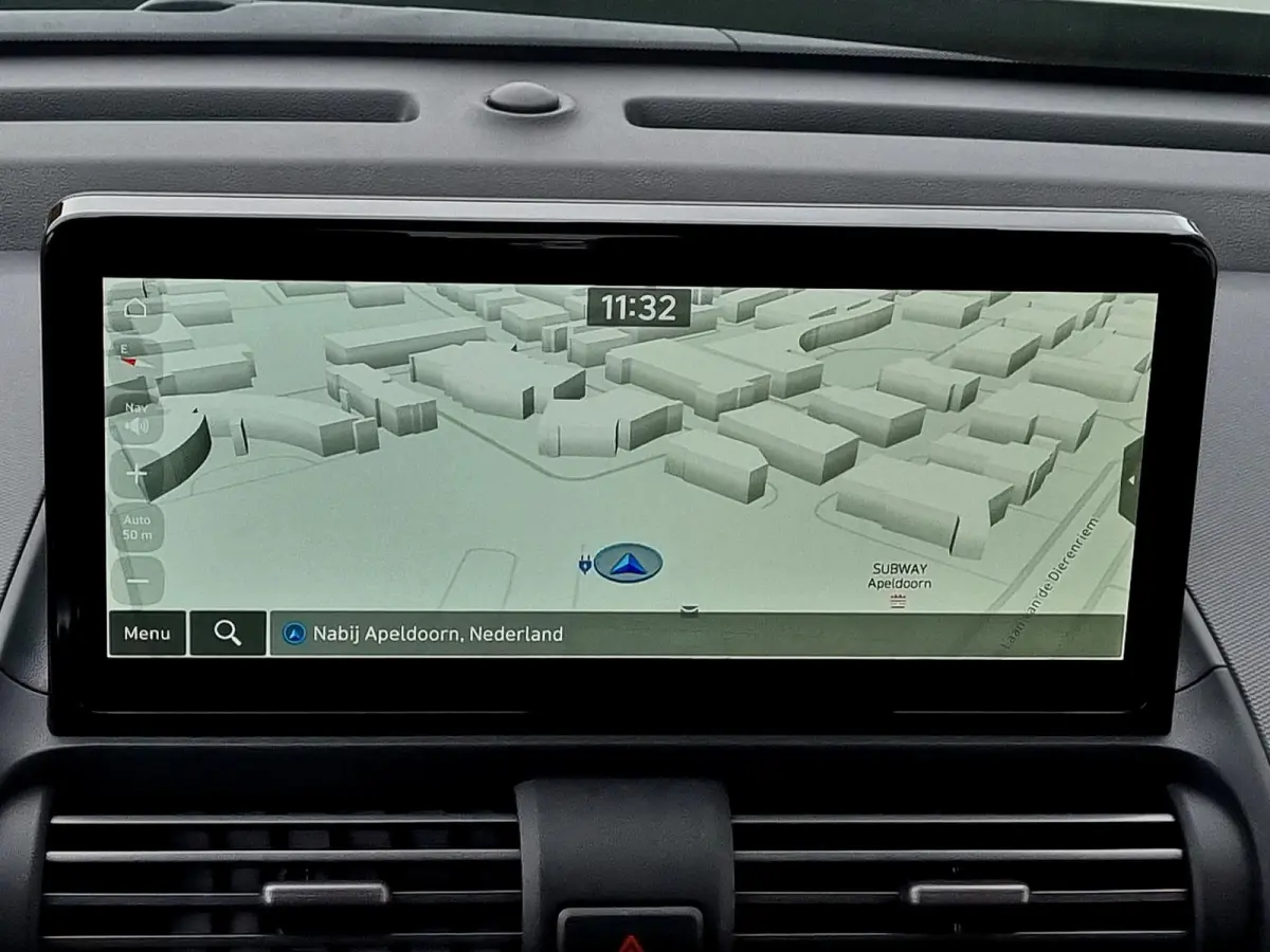 E-Motion 49 kWh / Navigatie / Airco / Cruise control Adaptief / Apple Carplay/Android Auto /