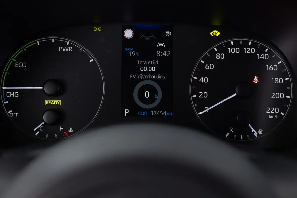 1.5 Hybrid 115 Active | CARPLAY | ECC | VELGEN ✅ 1e Eigenaar