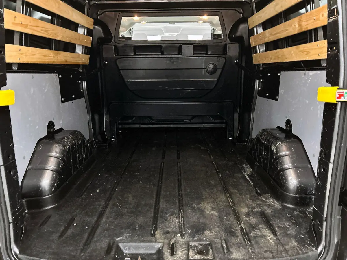 300 2.0 TDCI Automaat L2H1 Trend Dubbele Cabine Airco Navigatie Cruisecontrol Camera PDCVA Trekhaak