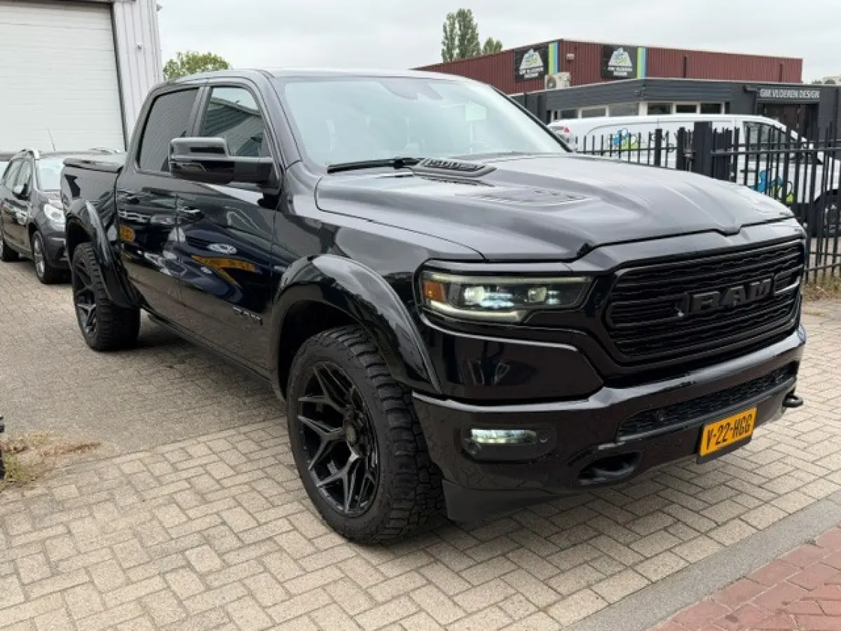 1500 5.7 V8 4x4 Crew Cab Limited RAMVOL!!