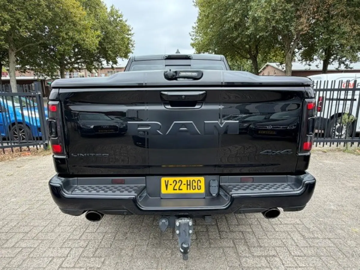 1500 5.7 V8 4x4 Crew Cab Limited RAMVOL!!