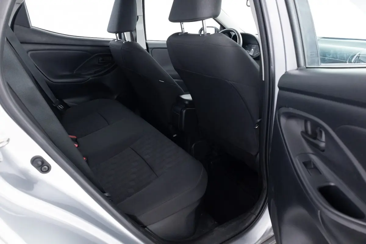 1.5 Hybrid 115 Active | CARPLAY | CAMERA | VELGEN | Automaat ✅ 1e Eigenaar