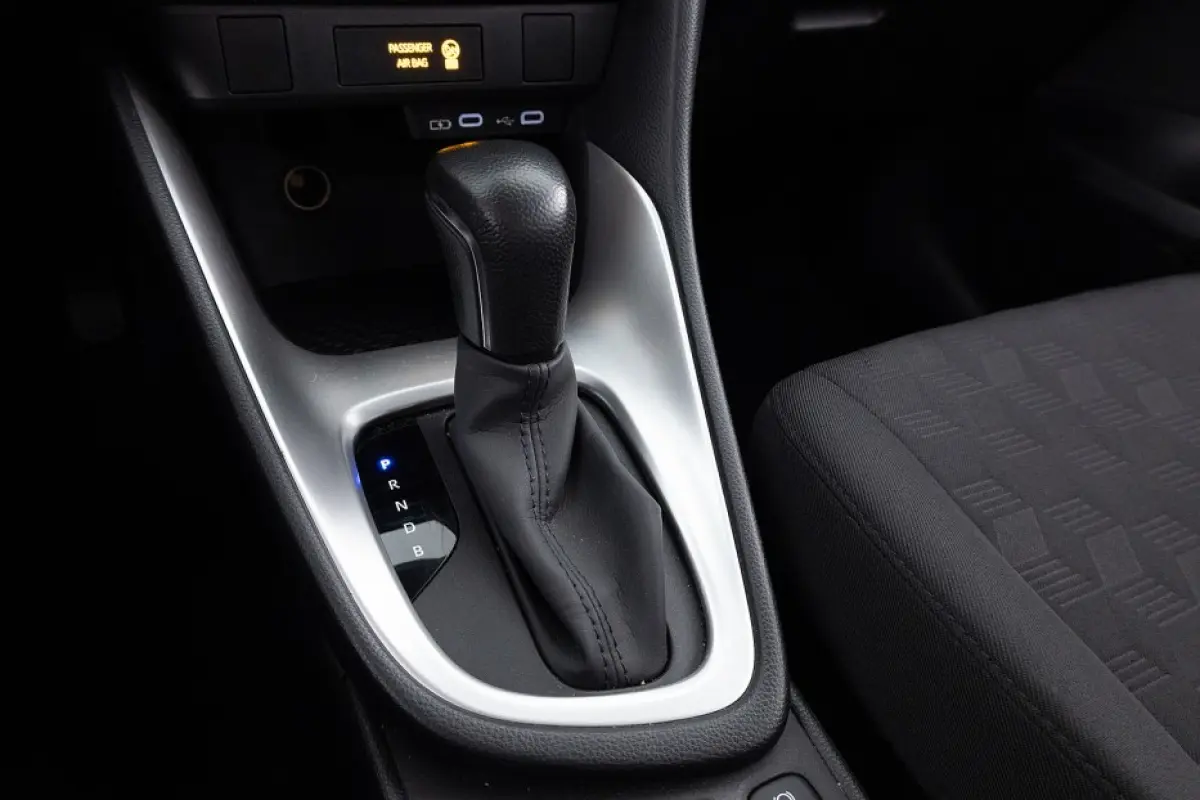 1.5 Hybrid 115 Active | CARPLAY | CAMERA | VELGEN | Automaat ✅ 1e Eigenaar