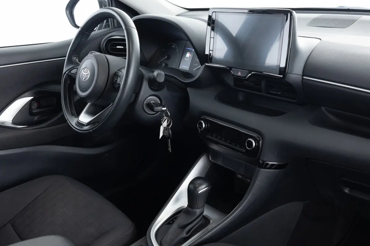 1.5 Hybrid 115 Active | CARPLAY | CAMERA | VELGEN | Automaat ✅ 1e Eigenaar
