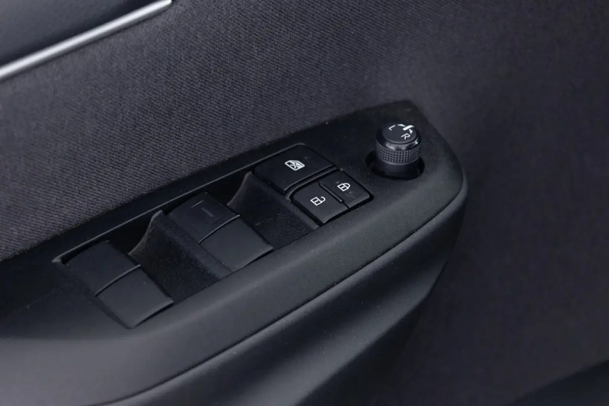 1.5 Hybrid 115 Active | CARPLAY | CAMERA | VELGEN | Automaat ✅ 1e Eigenaar
