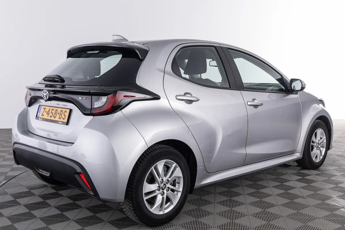 1.5 Hybrid 115 Active | CARPLAY | CAMERA | VELGEN | Automaat ✅ 1e Eigenaar