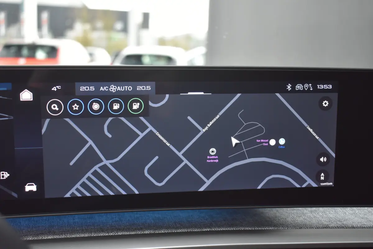 1.6 plug-in Hybrid 195 GT Tot 8 Jaar Garantie! | Elektr. Achterklep | Stuur/Stoelverwarming | Navigatie Pro | Keyless-Entry | Sfeerverlichting | Adaptive Cruise | !!