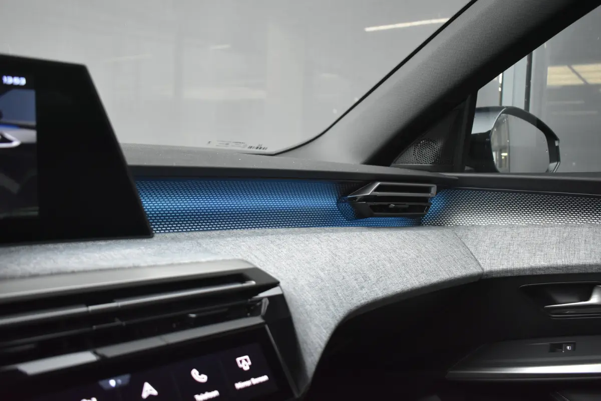 1.6 plug-in Hybrid 195 GT Tot 8 Jaar Garantie! | Elektr. Achterklep | Stuur/Stoelverwarming | Navigatie Pro | Keyless-Entry | Sfeerverlichting | Adaptive Cruise | !!