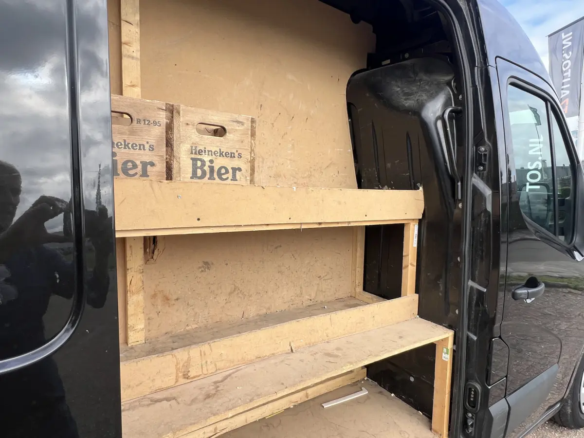 T35 2.3 dCi 135 L2H2 Work Edition