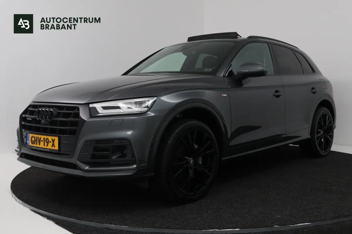 55 TFSI e quattro Competition (PANORAMADAK, 360 VIEW, STOELVERWARMING, BLACK PAKKET, LED, ADAPTIVE CRUISE, ELEKT. STOELEN)