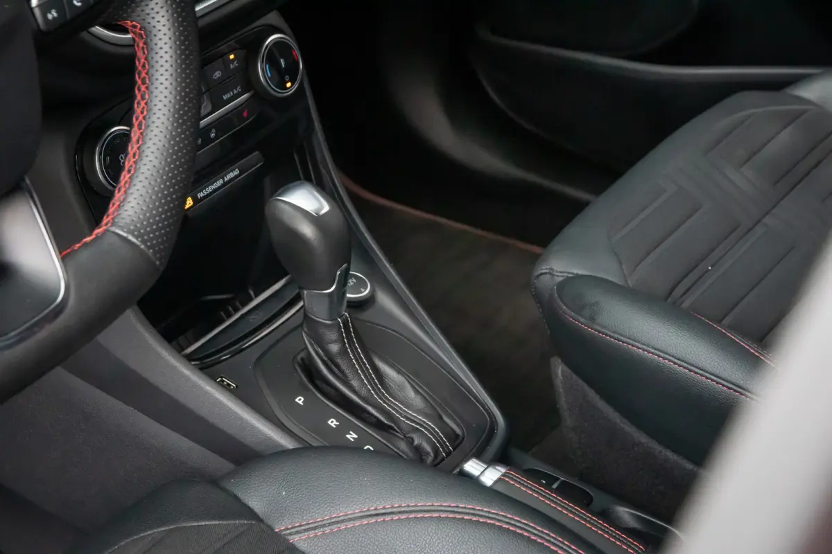 1.0 EcoBoost ST-Line X | Automaat | Dealer o.h. | Adaptieve cruise | LED | Winter-pack | Camera | B&O Audio | Dodehoek detectie | Carplay | Trekhaak