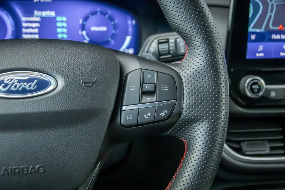 1.0 EcoBoost ST-Line X | Automaat | Dealer o.h. | Adaptieve cruise | LED | Winter-pack | Camera | B&O Audio | Dodehoek detectie | Carplay | Trekhaak