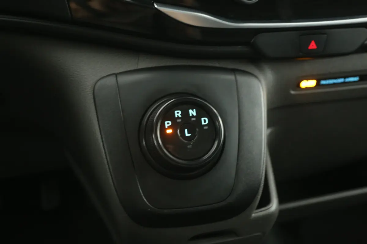 68 kWh L3H3 | Snelladen | SOH 96% | Clima | Camera | 3 Zits | Cruise | Carplay | Parkeersens.